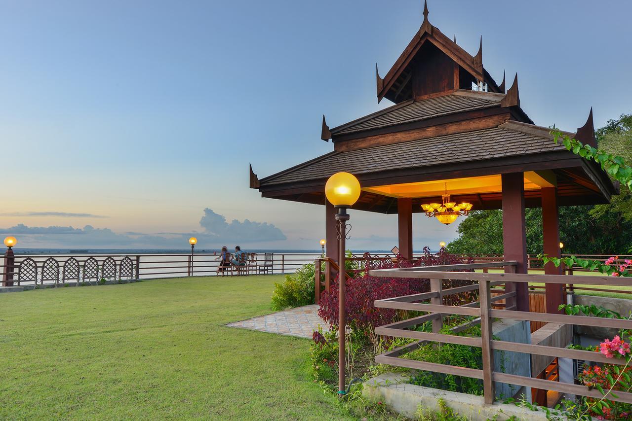 Aye Yar River View Resort Bagan Eksteriør bilde
