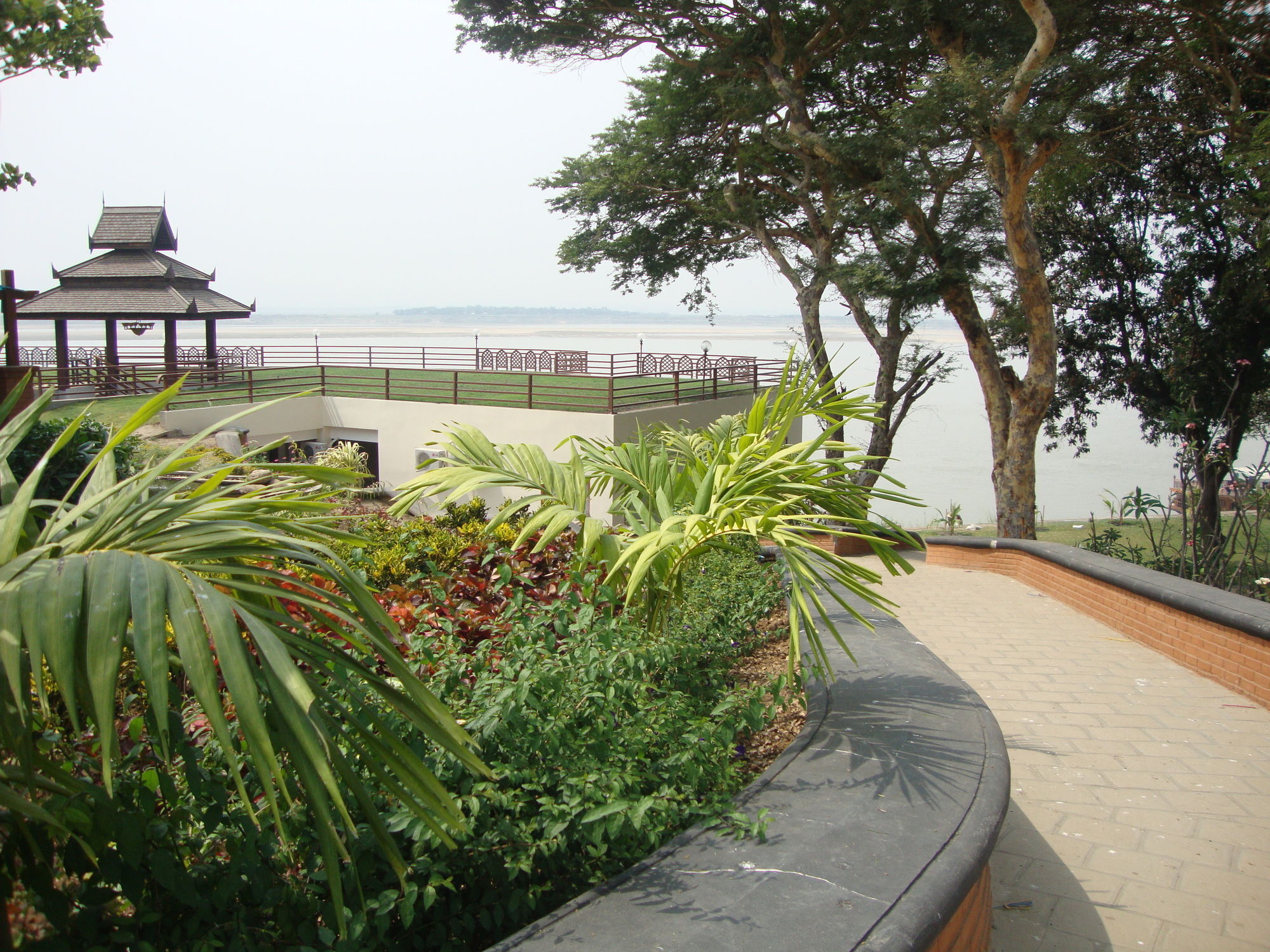 Aye Yar River View Resort Bagan Eksteriør bilde
